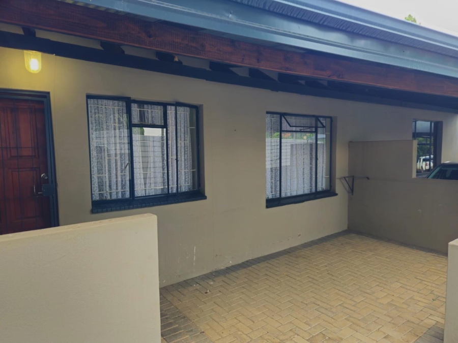 To Let 2 Bedroom Property for Rent in Schoemansville North West